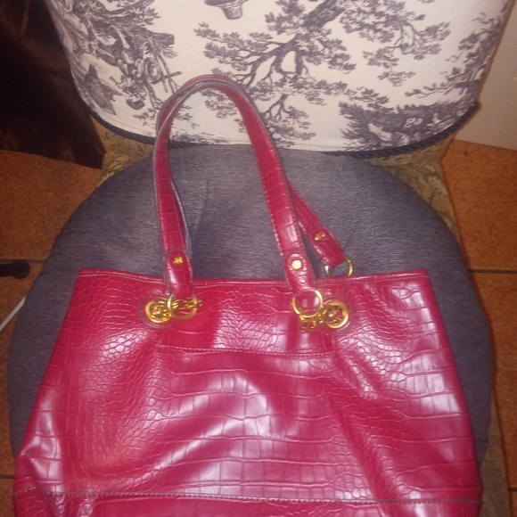 Liz Claiborne shoulder/handbag red - Picture 2 of 7